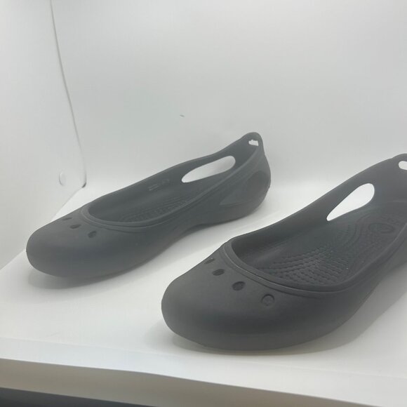 Crocs Black Flats Size W9 Lightweight Slip-On Rubber Shoes - Picture 5 of 7